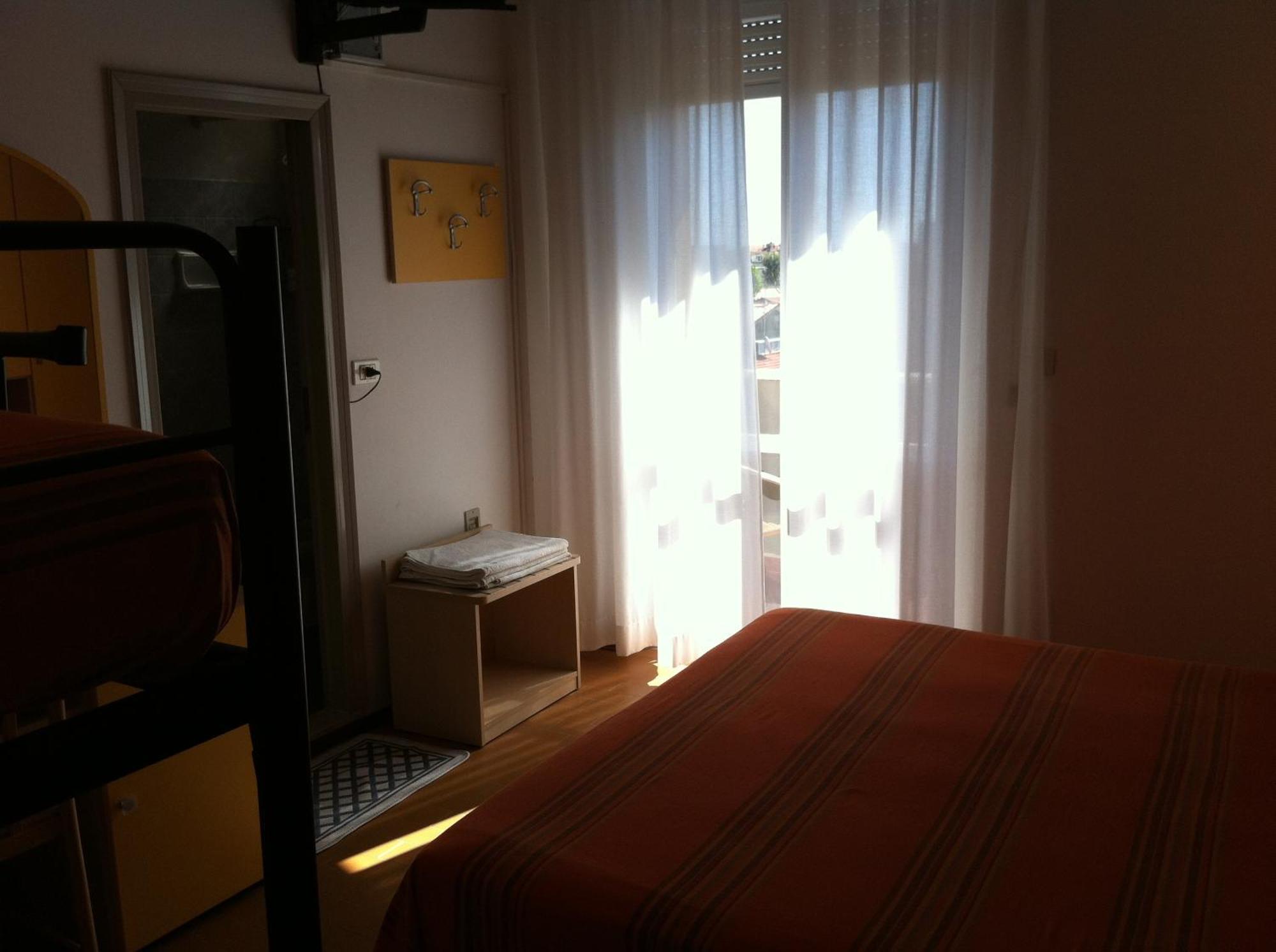 Hotel Viking Rimini Esterno foto