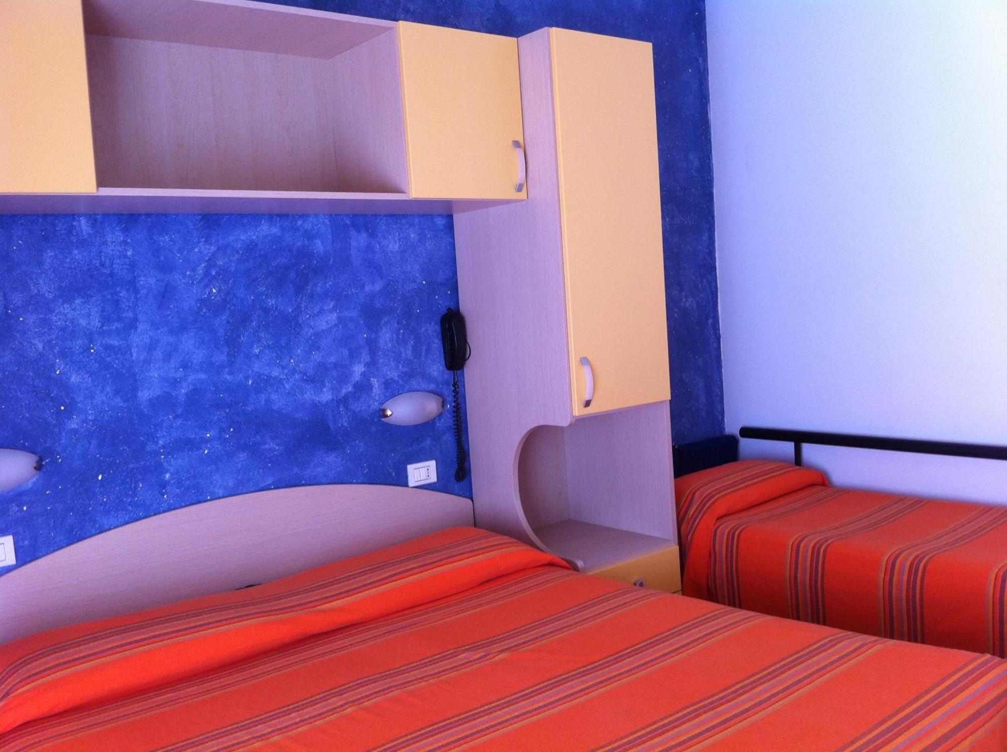 Hotel Viking Rimini Esterno foto