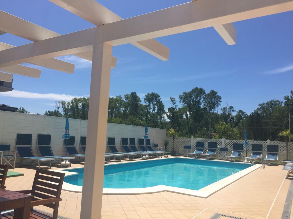 Hotel Viking Rimini Esterno foto