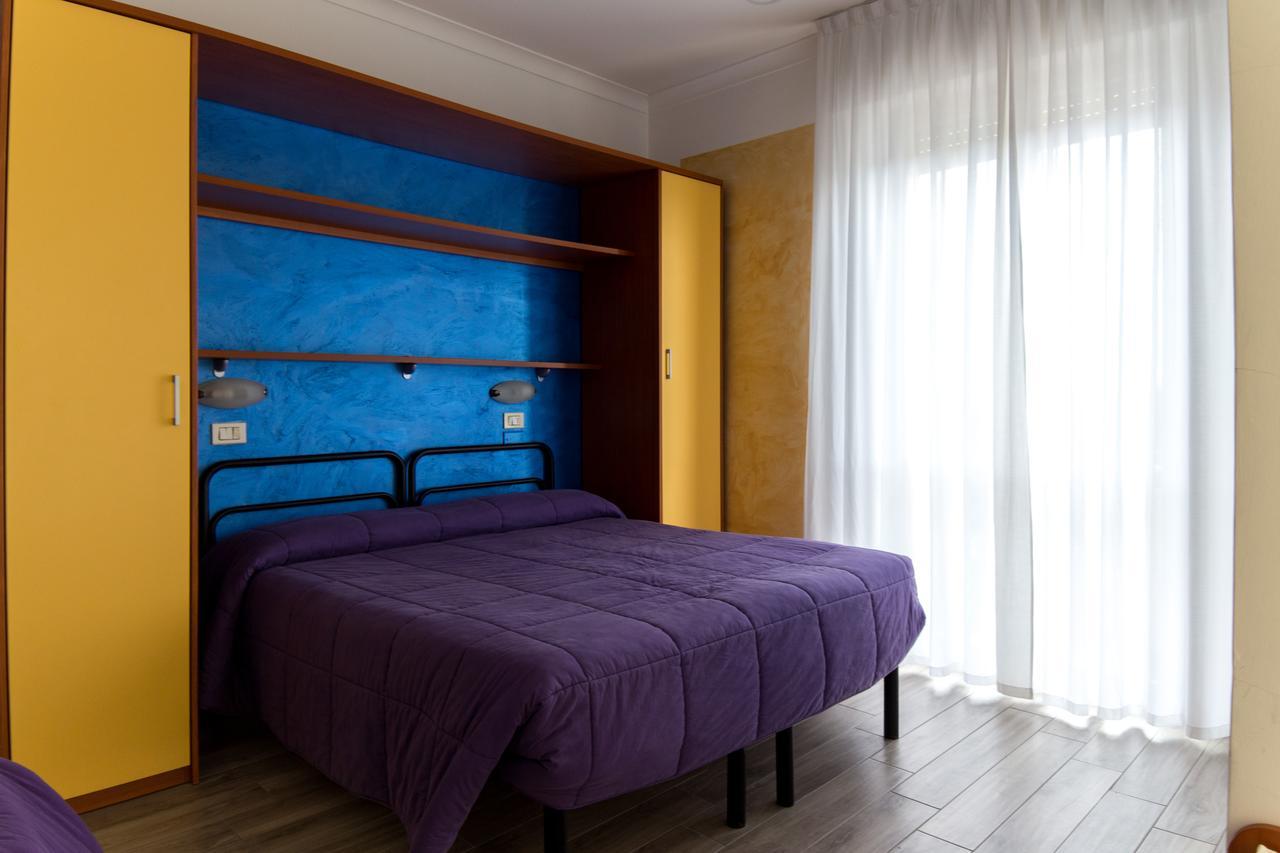 Hotel Viking Rimini Esterno foto